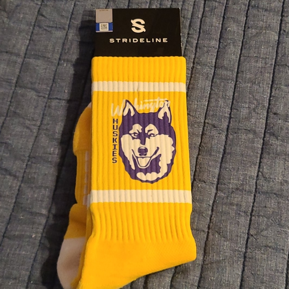 UW Huskies retro style socks